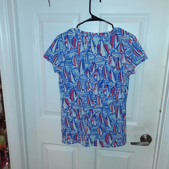 Lilly Pullitzer tshirt, size M - Picture 2 of 3
